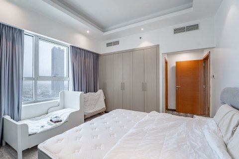 Appartement à Jumeirah Islands, Dubai, 2 chambres, 122 m², № 137877 - photo 11