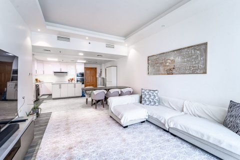 Appartement à Jumeirah Islands, Dubai, 2 chambres, 122 m², № 137877 - photo 2