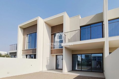 Townhouse in The Valley, Dubai 3 bedrooms, 195 sq.m. № 73734