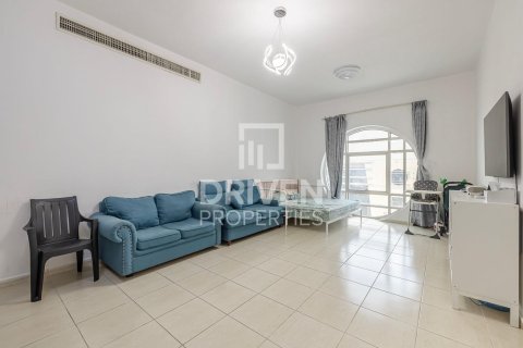 Apartamento en Dubai Sports City, Dubai, 2 dormitorios, 131.74 m², № 138644 - foto 2