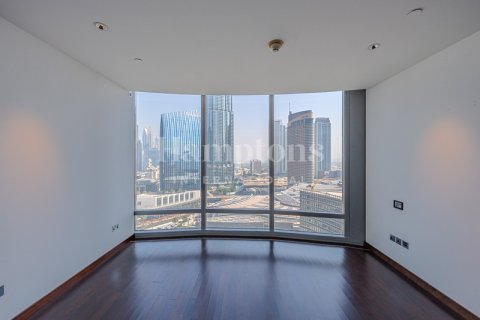 Appartement à Burj Khalifa, Dubai, 3 chambres, 216.73526676 m², № 118441 - photo 13