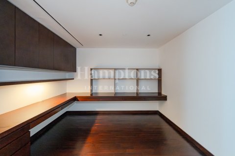 Appartement à Burj Khalifa, Dubai, 3 chambres, 216.73526676 m², № 118441 - photo 11