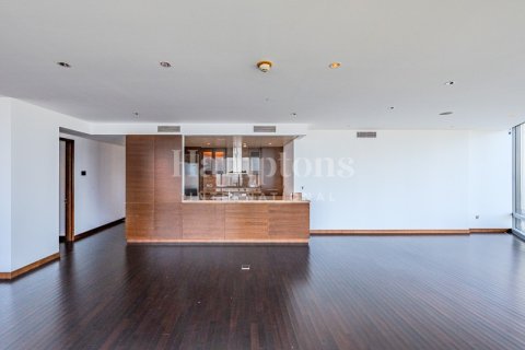 Appartement à Burj Khalifa, Dubai, 3 chambres, 216.73526676 m², № 118441 - photo 7