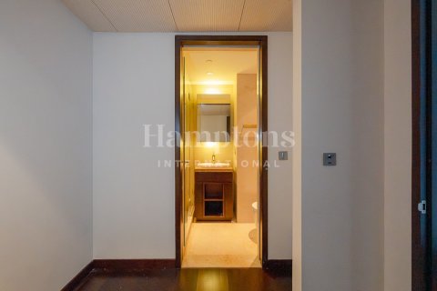 Appartement à Burj Khalifa, Dubai, 3 chambres, 216.73526676 m², № 118441 - photo 29