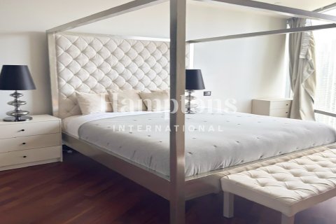 Apartamento en Burj Khalifa, Dubai, 1 dormitorio, 101.81982994 m², № 118442 - foto 6