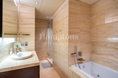 Appartement à Burj Khalifa, Dubai, 1 chambre, 101.82 m², № 118442