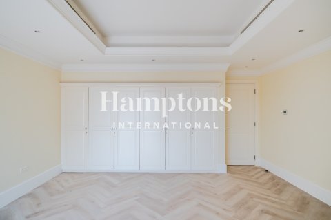 Dúplex en Jumeirah Beach Residence, Dubai, 4 dormitorios, 585.91971137 m², № 118443 - foto 24