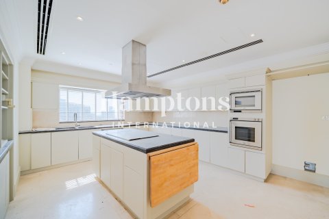 Duplex à Jumeirah Beach Residence, Dubai, 4 chambres, 585.92 m², № 118443