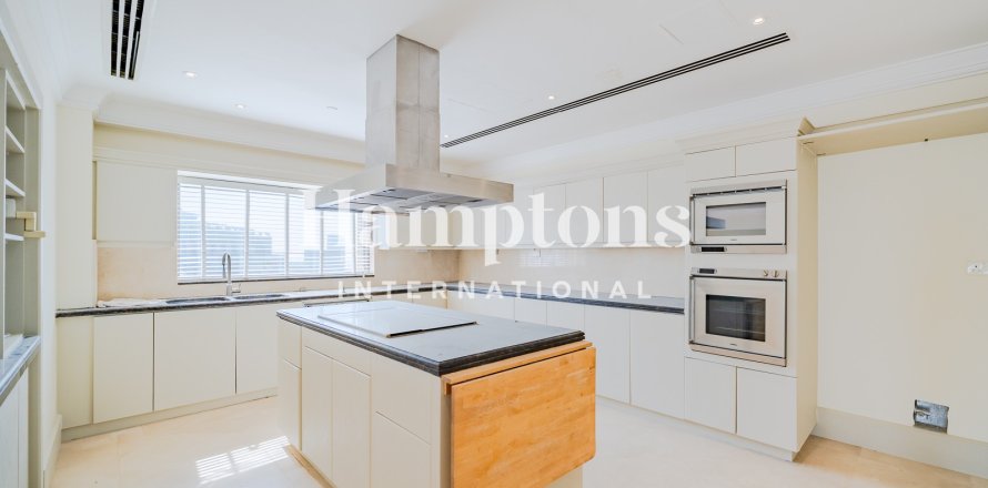 Dúplex en Jumeirah Beach Residence, Dubai, 4 dormitorios, 585.92 m², № 118443