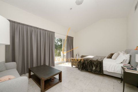 Villa in Green Community West, Green Community, Dubai 5 bedrooms, 882 sq.m. № 112337 - photo 5