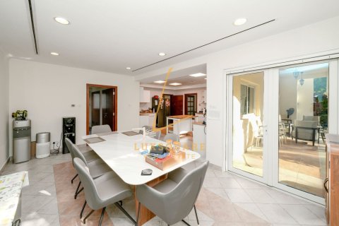 Villa in Green Community West, Green Community, Dubai 5 bedrooms, 882 sq.m. № 112337 - photo 4