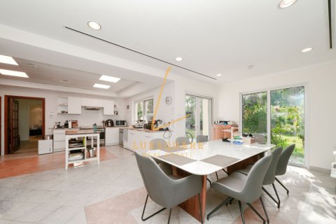 Villa in Green Community West, Green Community, Dubai 5 bedrooms, 882 sq.m. № 112337 - photo 3