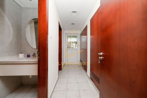 Villa in Green Community West, Green Community, Dubai 5 bedrooms, 882 sq.m. № 112337 - photo 11
