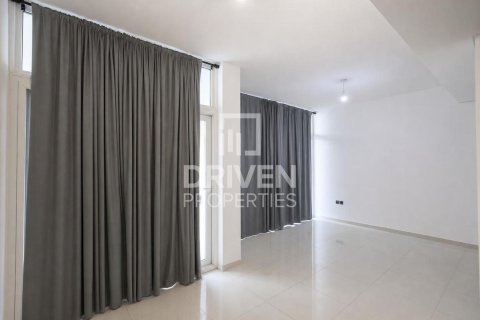 Townhouse in Dubai 3 bedrooms, 112.23 sq.m. № 140793 - photo 3