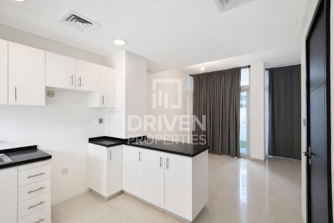 Townhouse in Dubai 3 bedrooms, 112.23 sq.m. № 140793 - photo 17