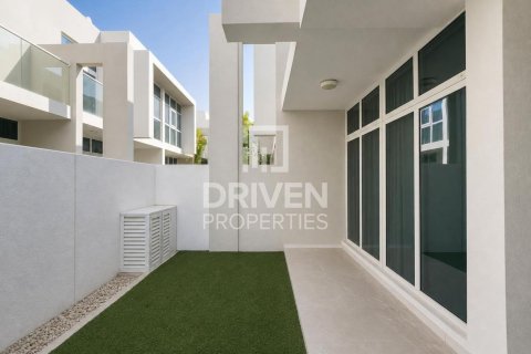 Townhouse in Dubai 3 bedrooms, 112.23 sq.m. № 140793 - photo 28