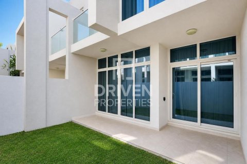 Townhouse in Dubai 3 bedrooms, 112.23 sq.m. № 140793 - photo 22