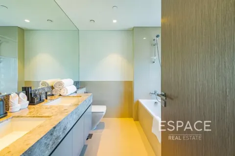 Apartment in Downtown Dubai (Downtown Burj Dubai), Dubai 3 bedrooms, 140 sq.m. № 122555 - photo 13