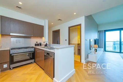 Apartment in Downtown Dubai (Downtown Burj Dubai), Dubai 3 bedrooms, 140 sq.m. № 122555 - photo 5