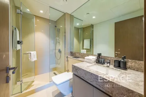 Apartment in Downtown Dubai (Downtown Burj Dubai), Dubai 3 bedrooms, 140 sq.m. № 122555 - photo 17
