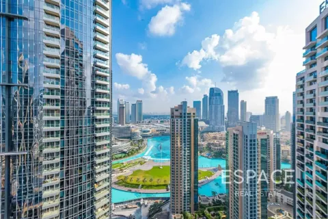 Apartment in Downtown Dubai (Downtown Burj Dubai), Dubai 3 bedrooms, 140 sq.m. № 122555 - photo 18