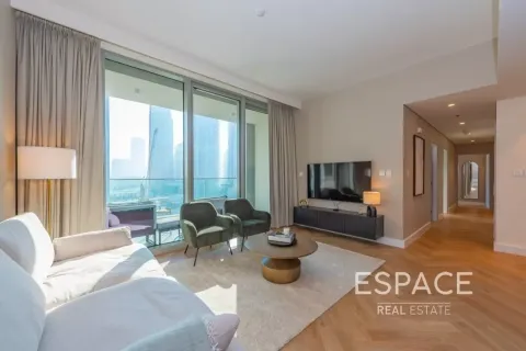 Apartment in Downtown Dubai (Downtown Burj Dubai), Dubai 3 bedrooms, 142 sq.m. № 122554 - photo 3