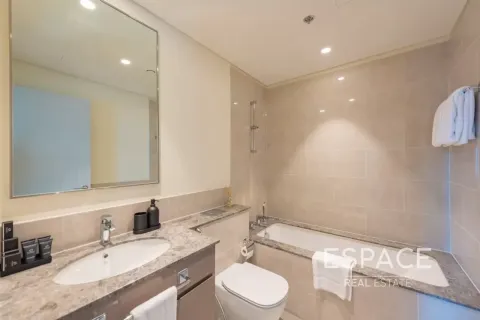 Apartment in Downtown Dubai (Downtown Burj Dubai), Dubai 3 bedrooms, 142 sq.m. № 122554 - photo 15