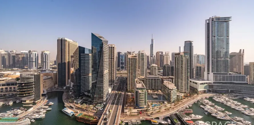 Apartamento en Dubai Marina, Dubai, 3 dormitorios, 205 m², № 122557