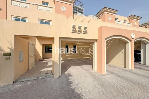 تاون هاوس في Dubai Sports City, دبي 4 غرف نوم, 232 م² رقم 44753 - صورة 2