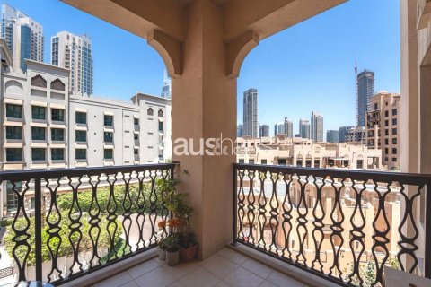 Apartment in Old Town, Dubai 3 bedrooms, 183 sq.m. № 44750 - photo 13