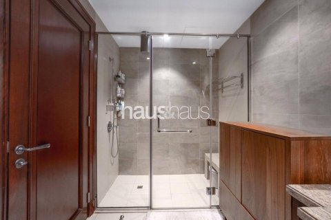 Apartment in Old Town, Dubai 3 bedrooms, 183 sq.m. № 44750 - photo 12