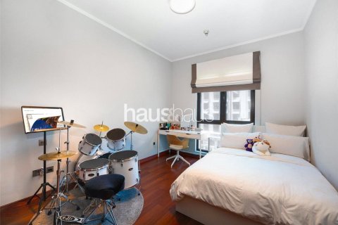 Apartment in Old Town, Dubai 3 bedrooms, 183 sq.m. № 44750 - photo 9