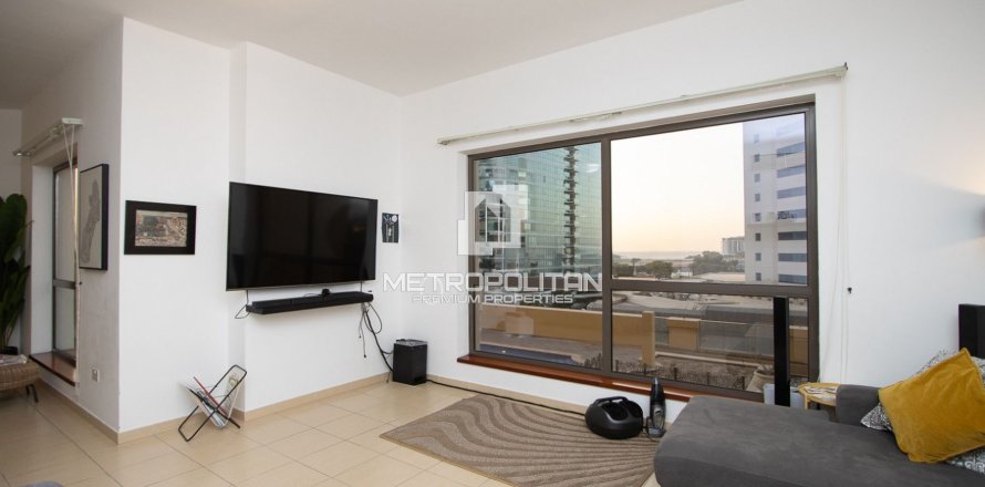 Apartment in Shams, Jumeirah Beach Residence, Dubai 2 bedrooms, 170 sq.m. № 73262
