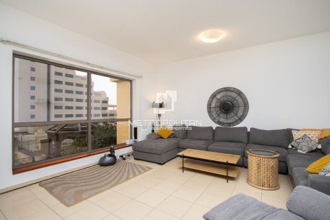 Apartment in Shams, Jumeirah Beach Residence, Dubai 2 bedrooms, 170 sq.m. № 73262 - photo 2