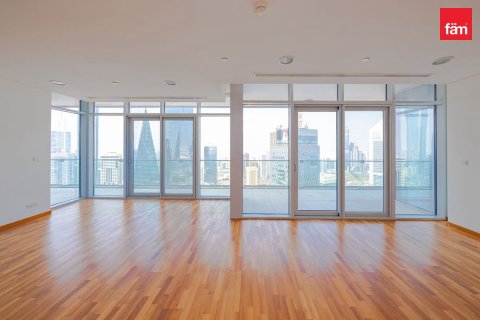 Apartment in DIFC, Dubai 3 bedrooms, 190.5 sq.m. № 124552 - photo 2