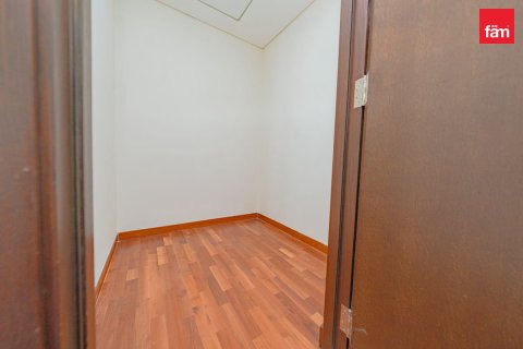 Apartment in DIFC, Dubai 3 bedrooms, 190.5 sq.m. № 124552 - photo 3