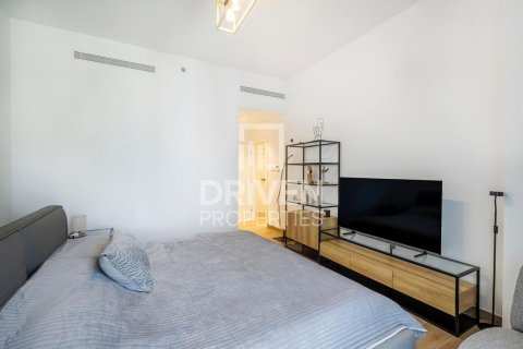 Apartment in La Mer, Jumeirah, Dubai 2 bedrooms, 111.48 sq.m. № 140819 - photo 9