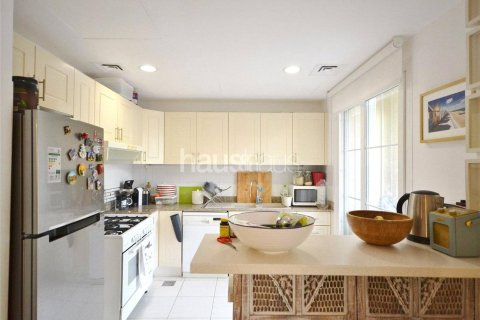 Villa à The Springs, Dubai, 3 chambres, 228 m², № 43299 - photo 2