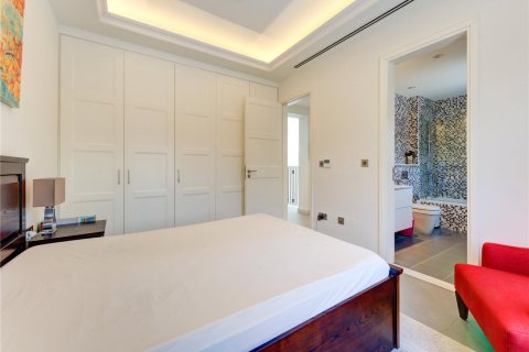 Купить таунхаус в Джумейра Гольф Эстейтс, Дубай: 3 спальни, 265м², № 43304 - фото 13