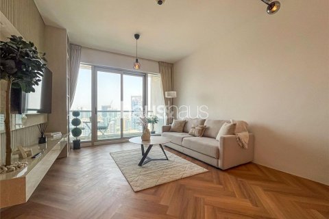 Apartment in The Views, Dubai 1 bedroom, 68 sq.m. № 43298 - photo 4