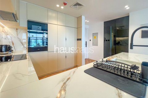 Apartment in The Views, Dubai 1 bedroom, 68 sq.m. № 43298 - photo 3