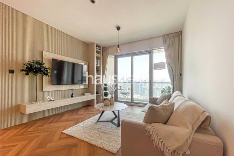 Apartment in The Views, Dubai 1 bedroom, 68 sq.m. № 43298 - photo 9