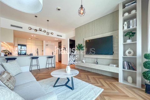 Apartment in The Views, Dubai 1 bedroom, 68 sq.m. № 43298 - photo 2