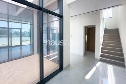Villa in Murooj Al Furjan, Al Furjan, Dubai 4 bedrooms, 331 sq.m. № 43275 - photo 5