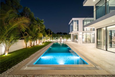 Villa en Al Barari, Dubai, 4 dormitorios, 839 m², № 43285 - foto 13