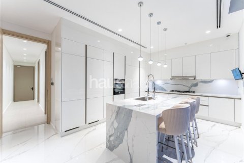 Villa en Al Barari, Dubai, 4 dormitorios, 839 m², № 43285 - foto 28