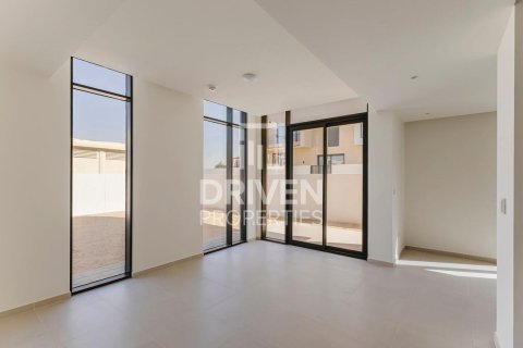 Villa à EMAAR South, Dubai South (Dubai World Central), Dubai, 4 chambres, 334.64 m², № 138760 - photo 6