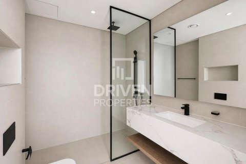 Снять в аренду таунхаус в Dubai Land, Дубай: 3 спальни, 232.72м², № 138762 - фото 15
