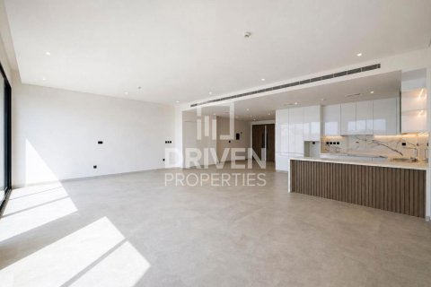 Снять в аренду таунхаус в Dubai Land, Дубай: 3 спальни, 232.72м², № 138762 - фото 3