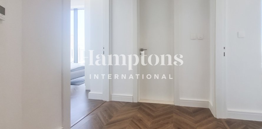 Квартира в Дубае, 2 спальни, 86.214м², № 123706